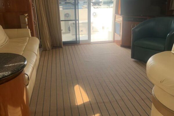 pier-pressure-47-carver-yacht-for-rent-chicago (1)