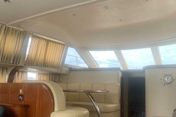 pier-pressure-47-carver-yacht-for-rent-chicago (3)